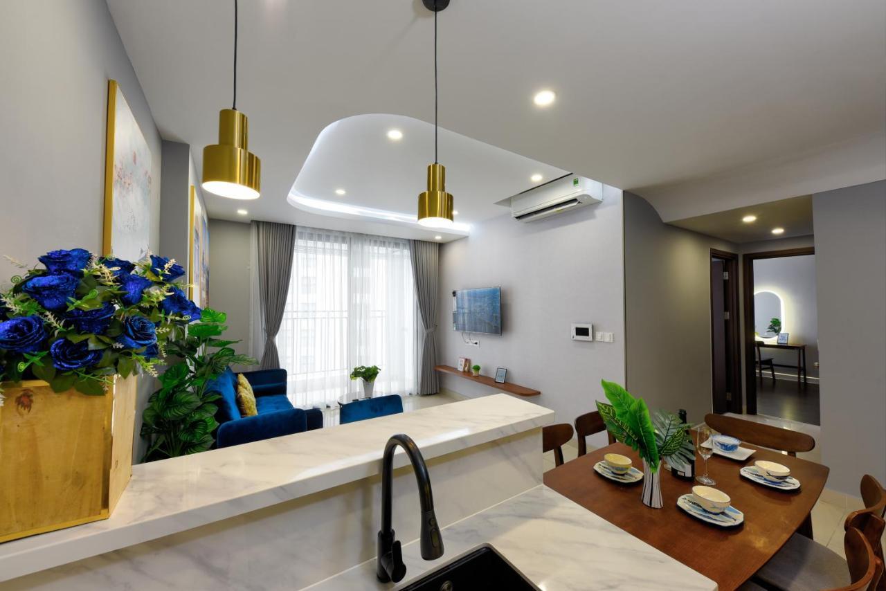 Saigon Tresor Macy